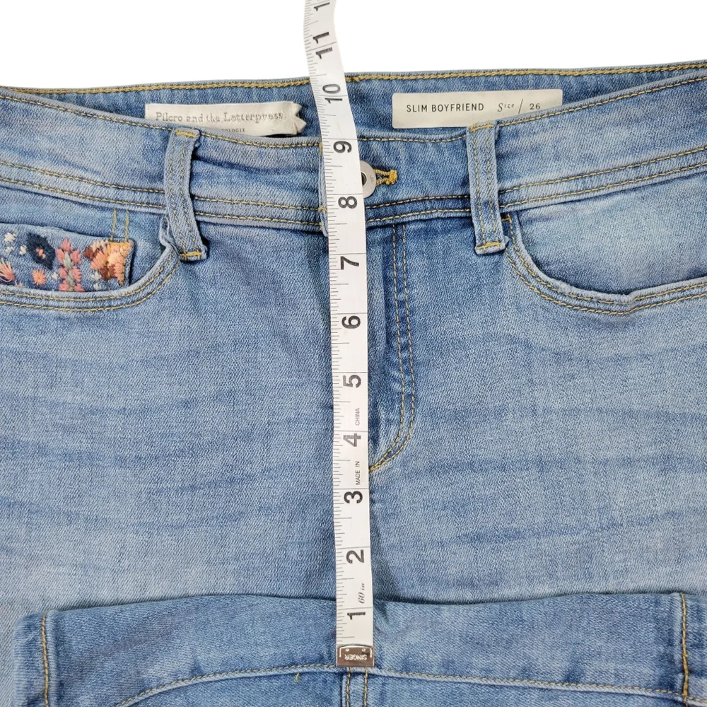 Pilcro Jean Shorts Women 26 Blue Floral Embroidered Slim Boyfriend Anthropologie